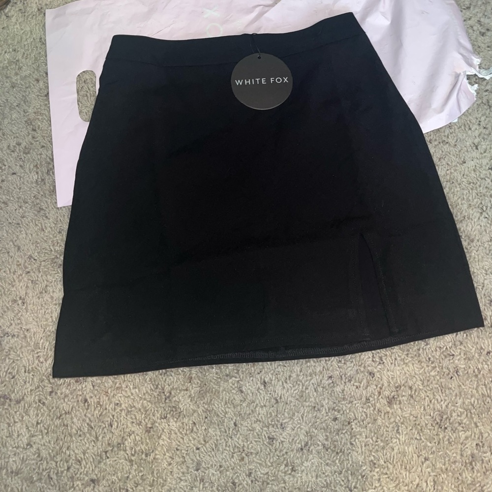 White fox mini skirt